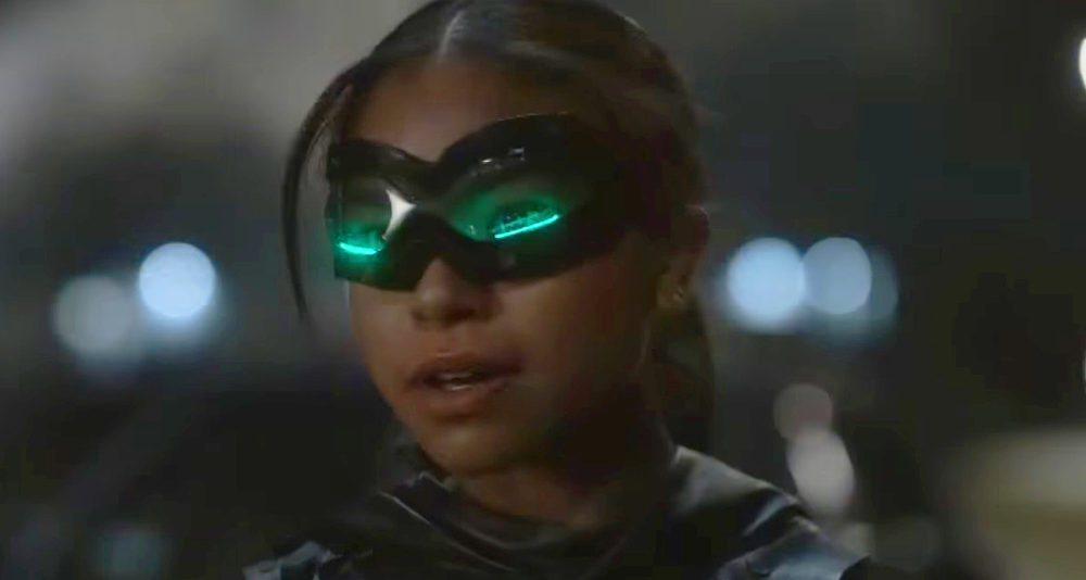 Carrie Kelley (Navia Robinson) rescues the titular team in Gotham Knights Season 1 Episode 1 "Pilot" (2023), The CW