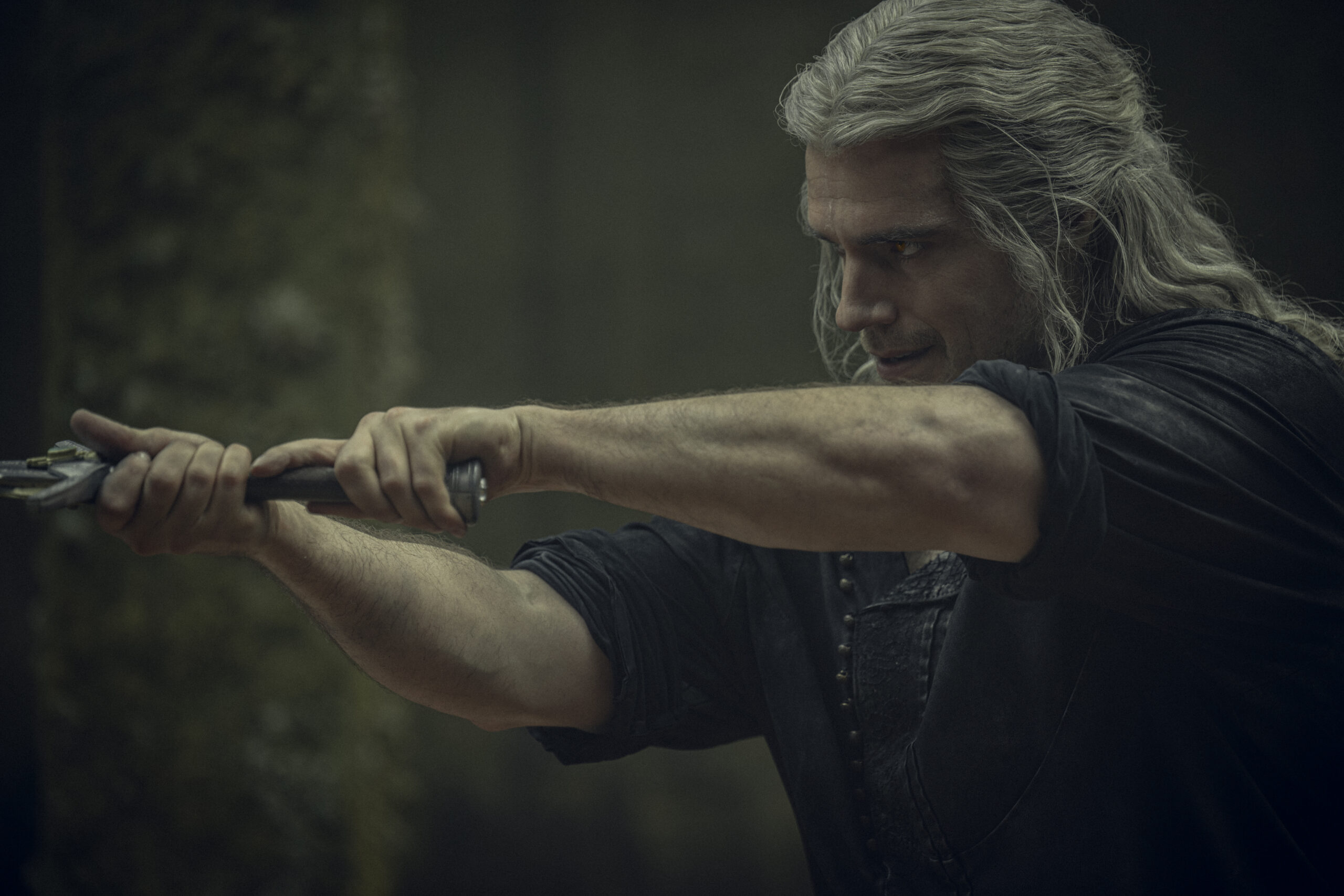 Geralt (Henry Cavill) draws his blade in The Witcher Season 3 Episode 4 "The Invitation" (2023), Netflix