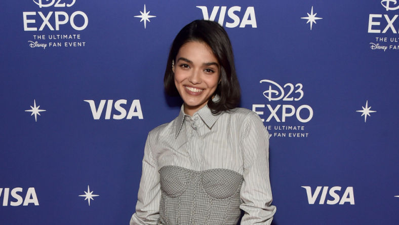 ANAHEIM, CALIFORNIA - SEPTEMBER 09: Rachel Zegler attends D23 Expo 2022 at Anaheim Convention Center in Anaheim, California on September 09, 2022. (Photo by Alberto E. Rodriguez/Getty Images for Disney)