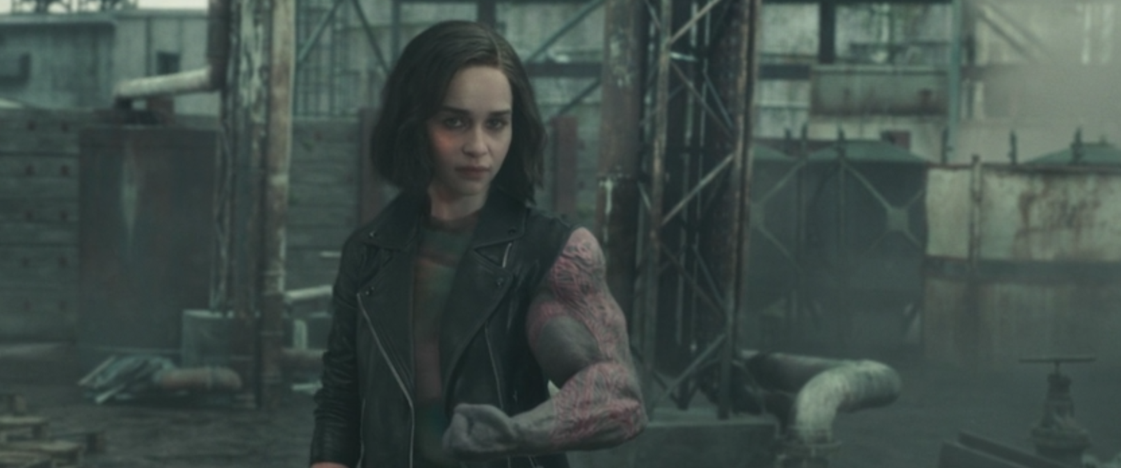 Rumor: Emilia Clarke's Super Skrull Gi'ah To Lead A Group Of British  Superheroes - Bounding Into Comics