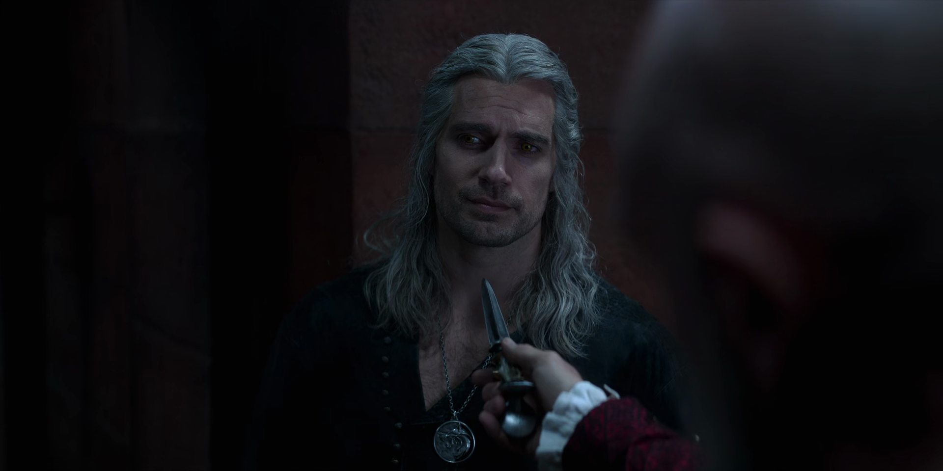 Geralt (Henry Cavill ) is interrogated by Djikstra (Graham McTavish) schemes in The Witcher Season 3 Episode 6 “Everybody Has a Plan ‘Til They Get Punched in the Face” (2023), Netflix