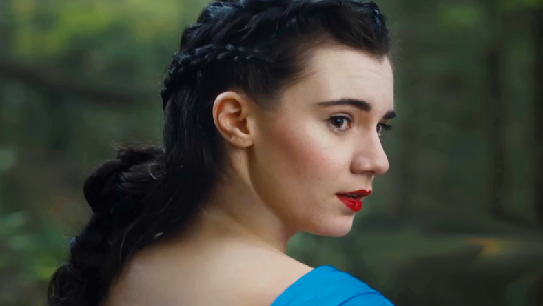 Brett Cooper makes her debut as Snow White in the trailer to Snow White and the Evil Queen (2023), Bentkey