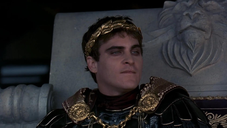 Ridley Scott Explains How Joaquin Phoenix's Commodus Is Not The Villain ...