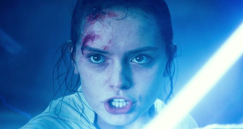 Rey (Daisy Ridley) defies the legacy of Sheev Palpatine (Ian McDiarmid) in Star Wars: Episode IX - The Rise of Skywalker (2019), Disney
