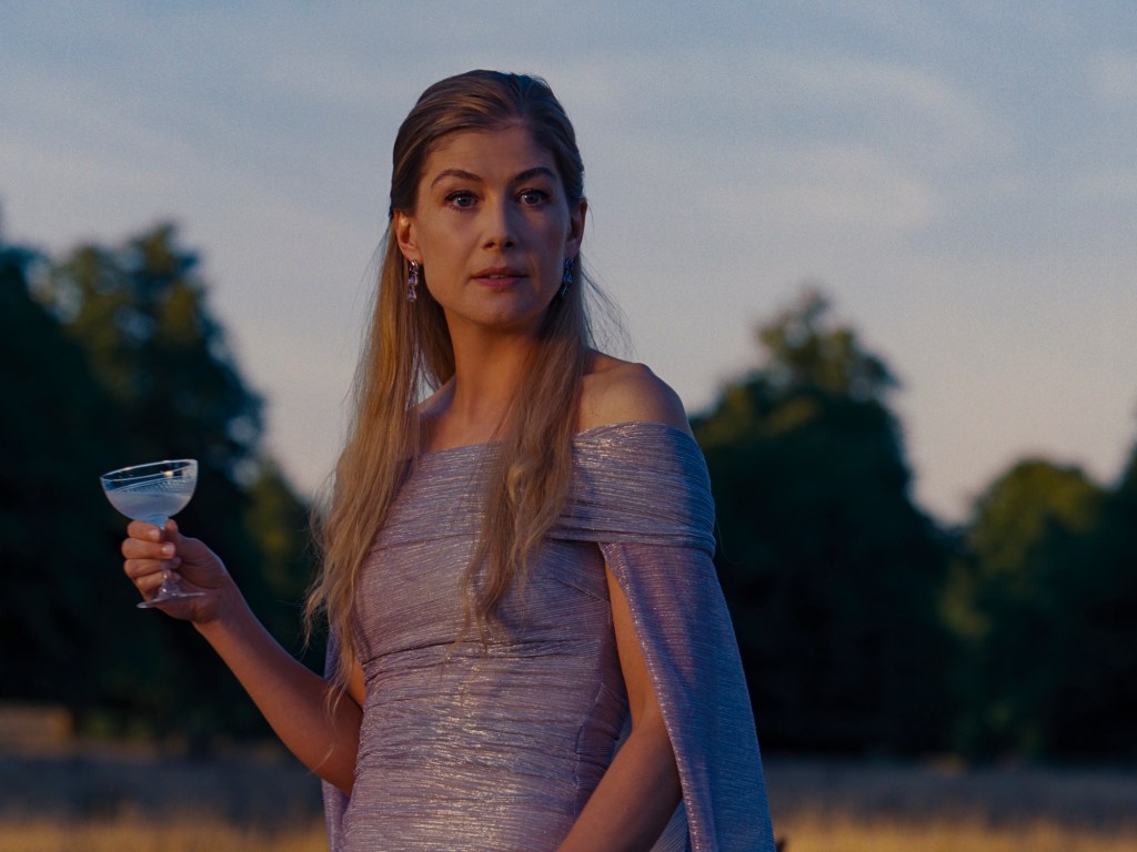 Rosamund Pike as Elspeth Catton in Saltburn. Image courtesy of Amazon MGM Studios Distribution. 