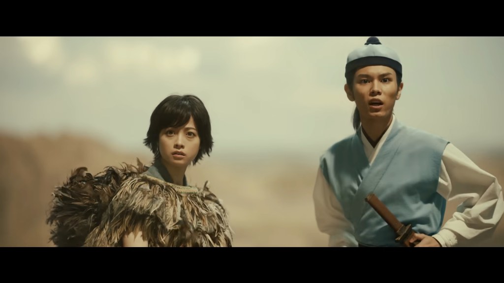 Ka Ryo Ten (Kanna Hashimoto) and Mou Ki (Ainosuke Kataoka) prepare for the Battle of the Bayou in Kingdom IV: Return of the General (2024), Sony Pictures