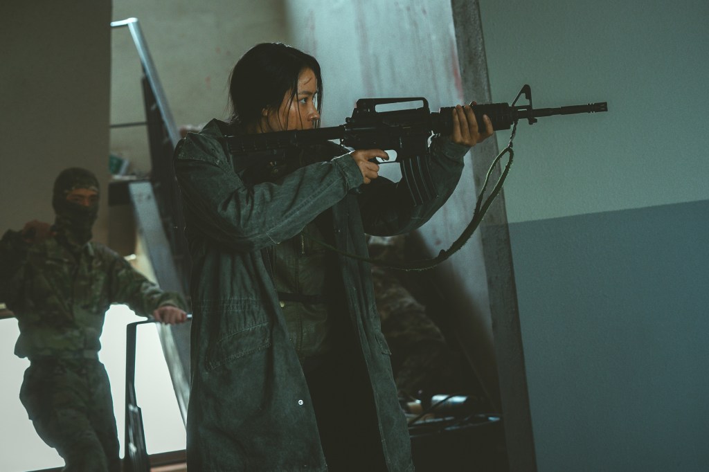 An Ji-hye as Lee Eun-ho in Badland Hunters Cr. Cha Min-jung/Netflix © 2024