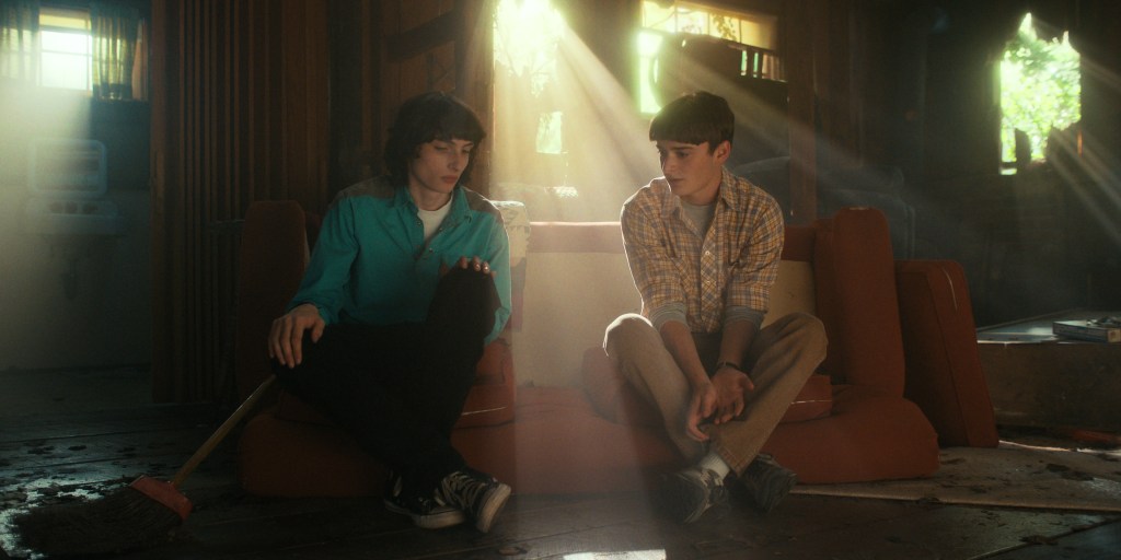 STRANGER THINGS. Finn Wolfhard as Mike Wheeler and Noah Schnapp as Will Byers in STRANGER THINGS. Cr. Courtesy of Netflix © 2022