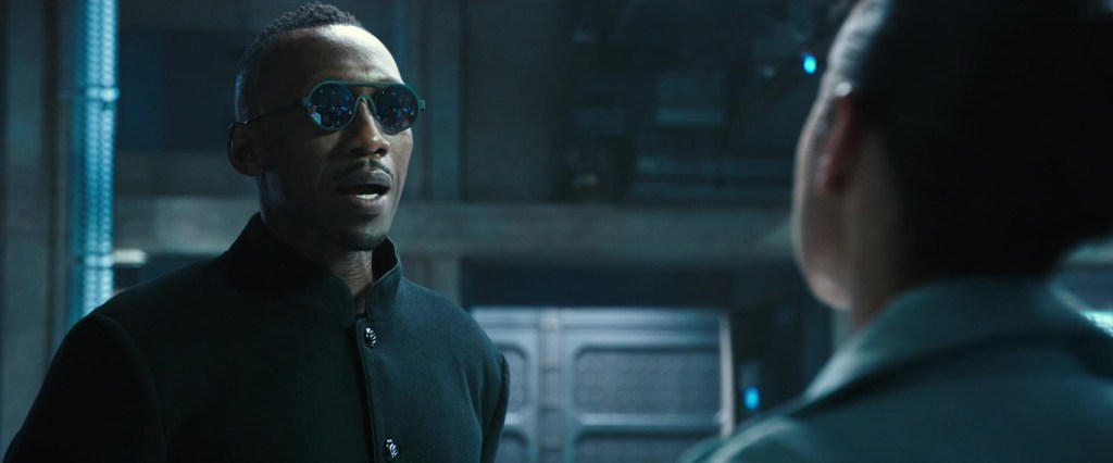 Mahershala Ali as Vector and Jennifer Connely as Dr. Chiren in Alita: Battle Angel (2019), 20th Century Fox