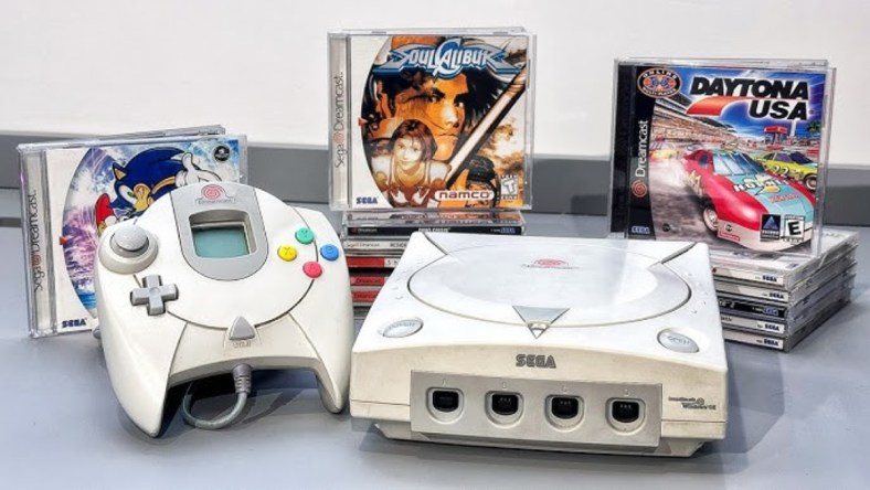 Dreamcast is a forgotten console and is making a comeback with GameStop program, Video Game Showcase YouTube