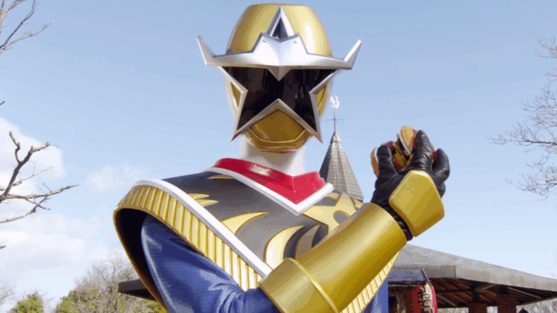 Kinji Takigawa (Hideya Tawada) reveals himself as Star Ninger in Shuriken Sentai Ninninger Episode 10 "Yee-haw! The Gold Star Ninger" (2015), Toei Co. Ltd.