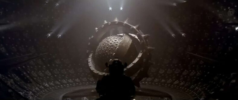 A glimpse into the engineering room in Event Horizon (1997) Paramount Pictures