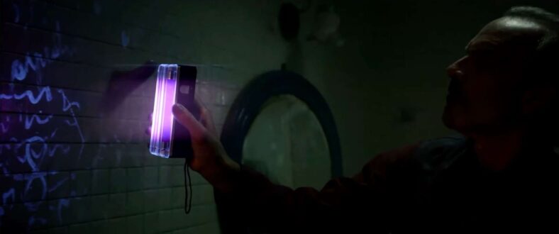 The plot thickens in Terrified (2017), Aura Films