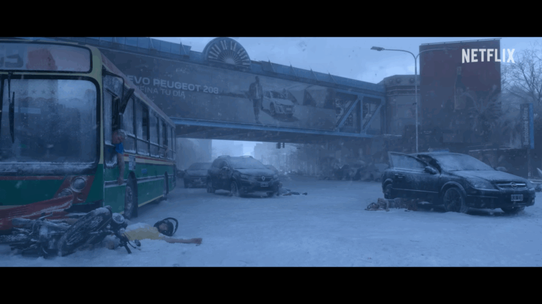An apocalyptic scene after toxic snow falls in Buenos Aires in The Eternaut Season 1 Episode 1 "A Night of Cards" (2025), Netflix