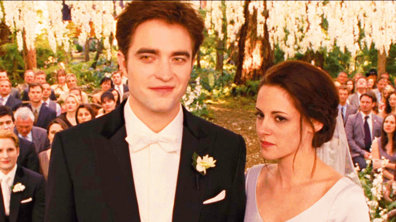 Edward (Robert Pattinson) and Bella (Kristen Stewart) tie the knot in The Twilight Saga: Breaking Dawn - Part 1 (2011), Lionsgate